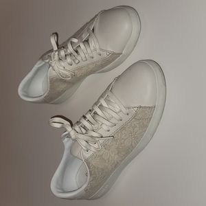 Cole Haan Girls Shoes